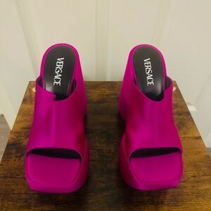 Versace Pink chic Platform shoe